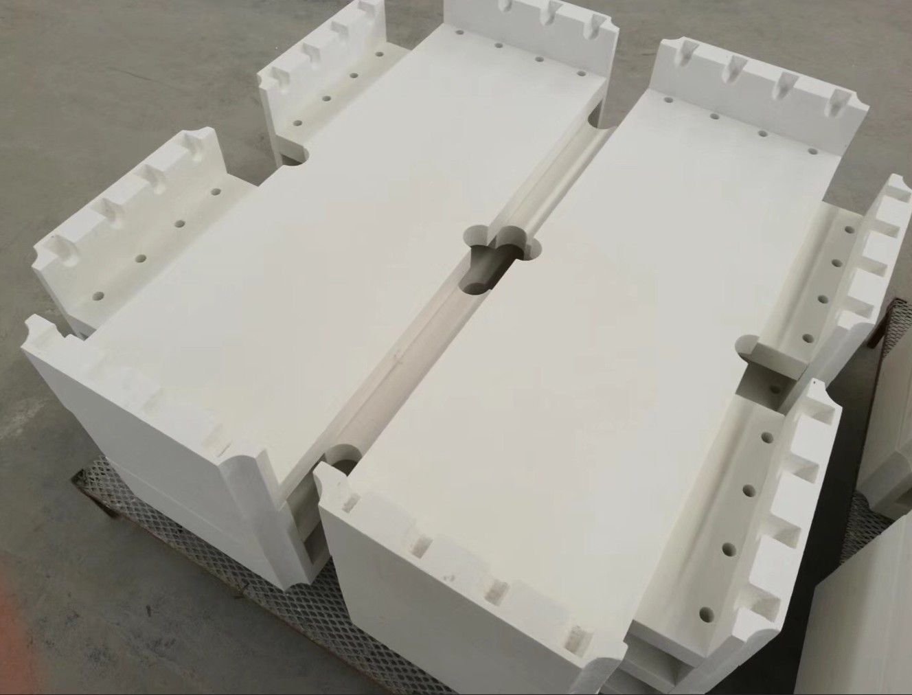 Ceramic fiber board furnace installation