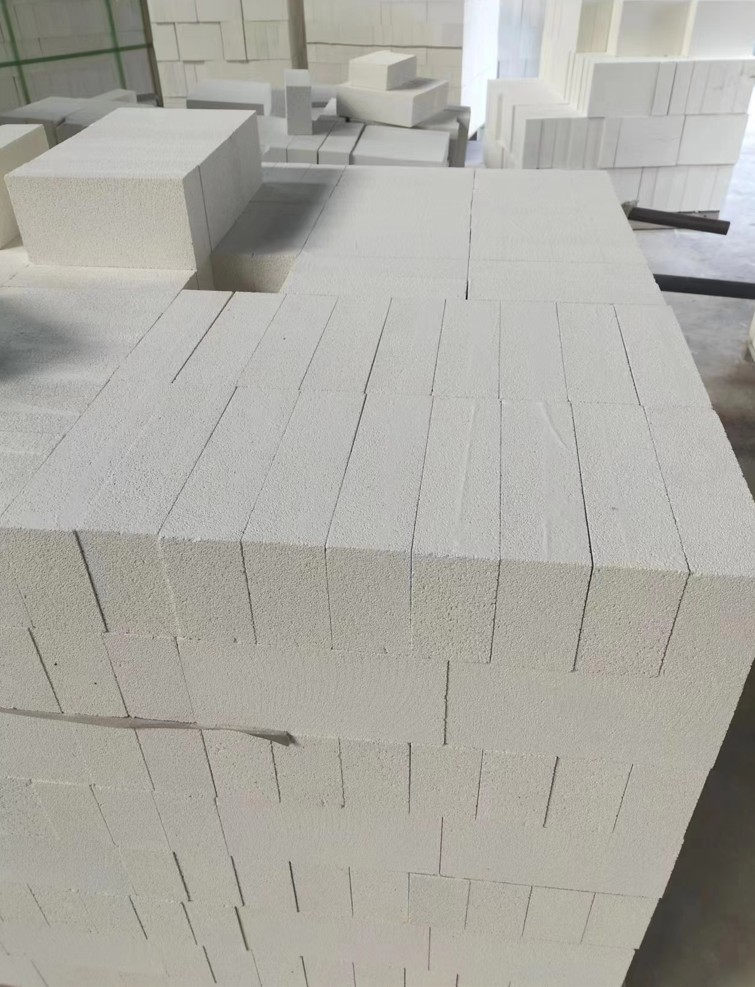 Lightweight Mullite Brick